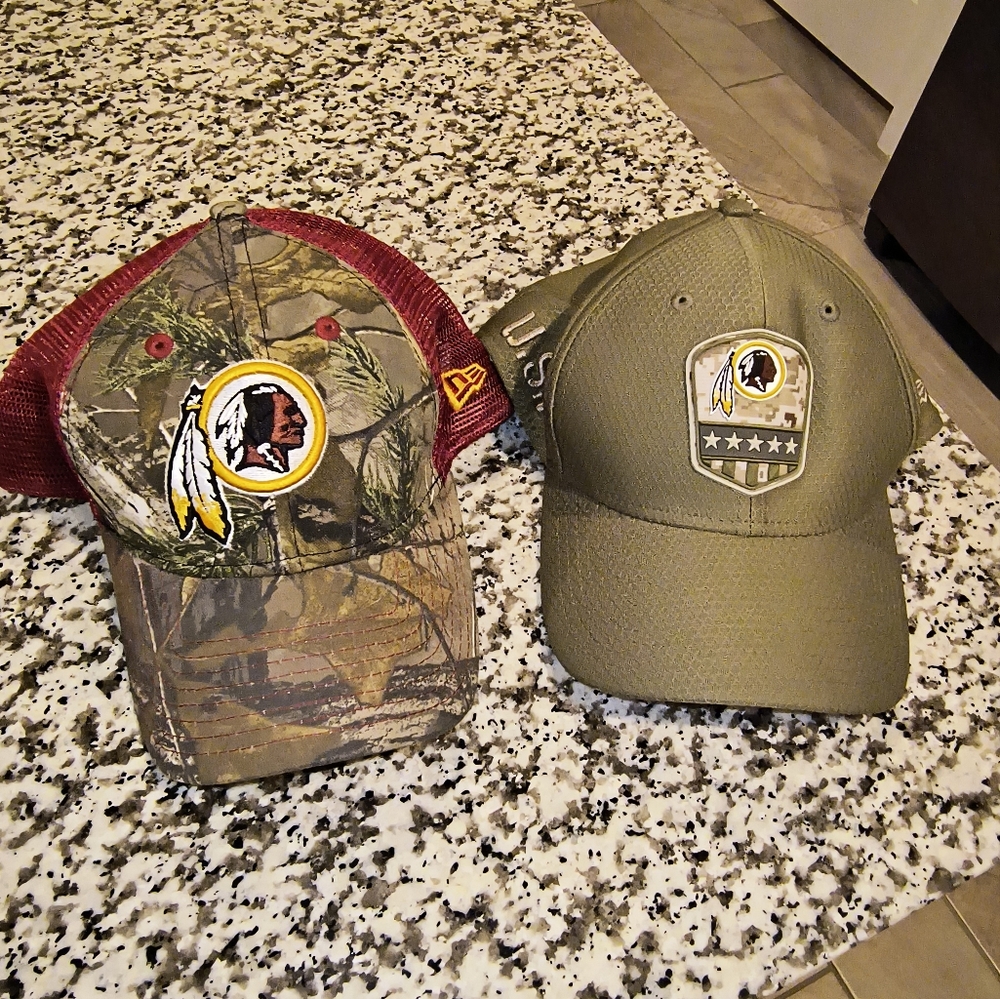 2 Washington Redskins ball caps